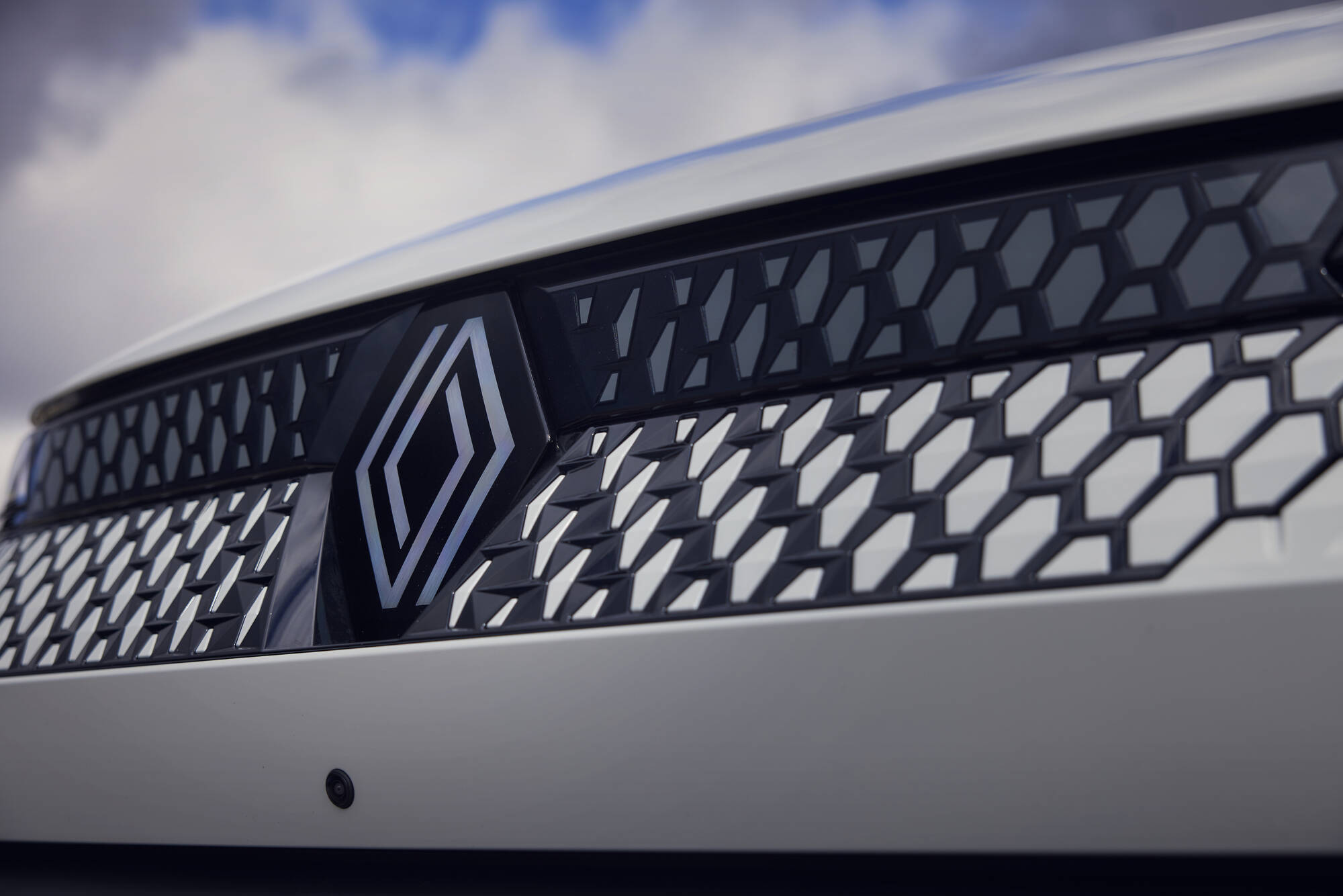 Calandre Renault 2024